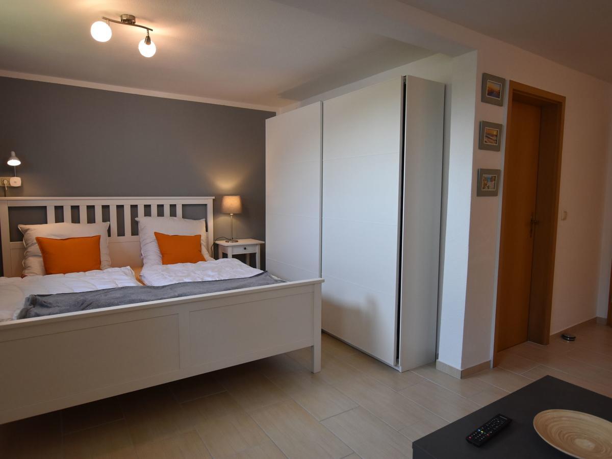 Apartment In Robertsdorf With Garden, Terrace, Barbecue Blowatz Bagian luar foto