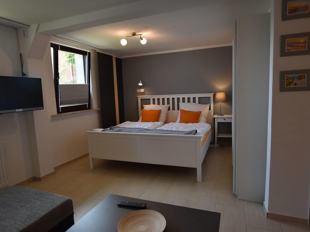 Apartment In Robertsdorf With Garden, Terrace, Barbecue Blowatz Bagian luar foto