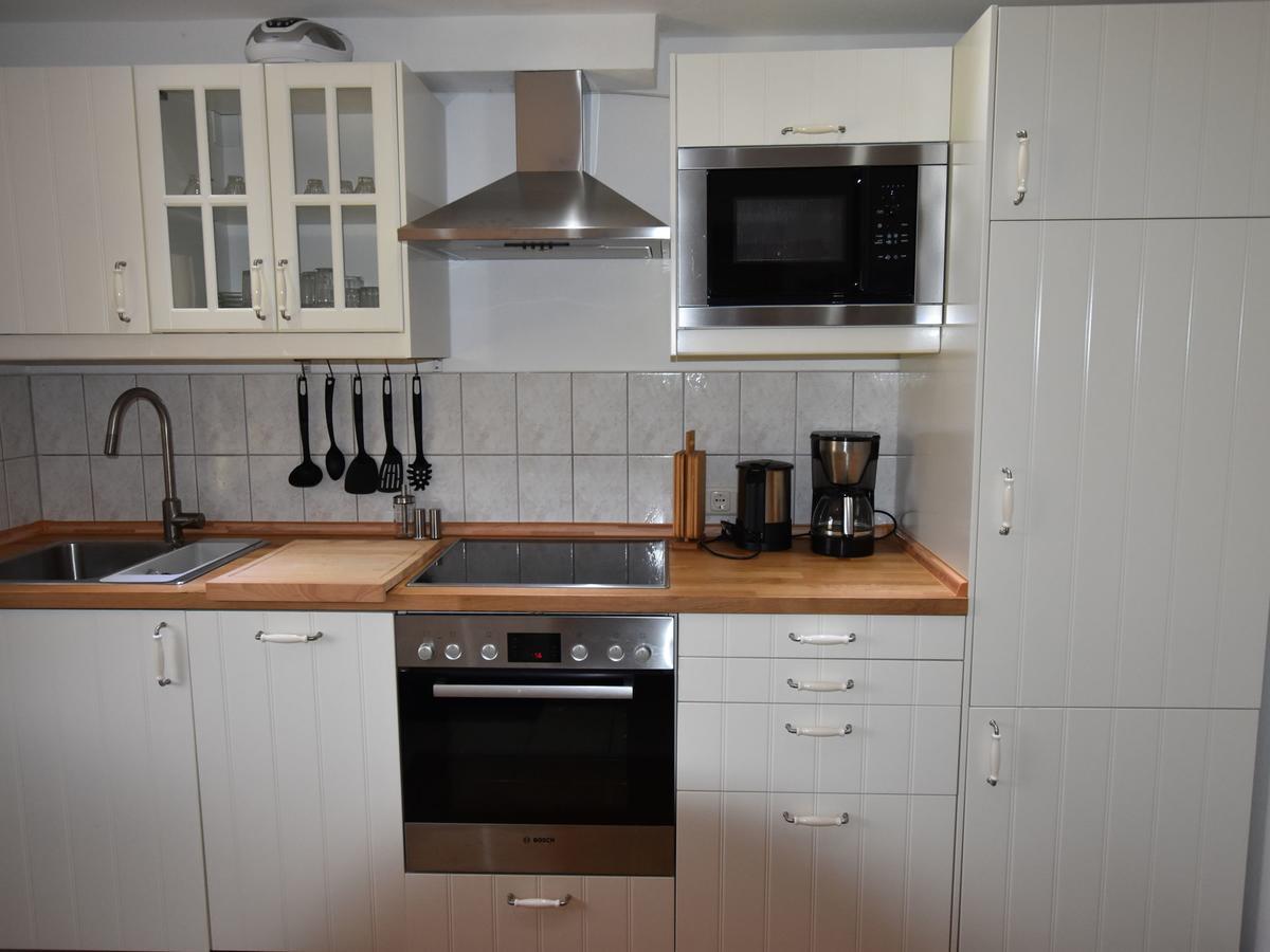 Apartment In Robertsdorf With Garden, Terrace, Barbecue Blowatz Bagian luar foto